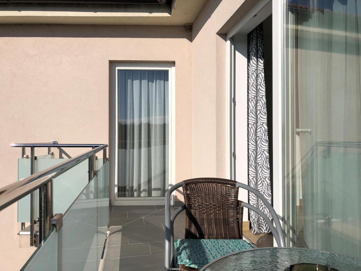 Apartmani I Sobe Ivancic1 Novi Vinodolski Zewnętrze zdjęcie