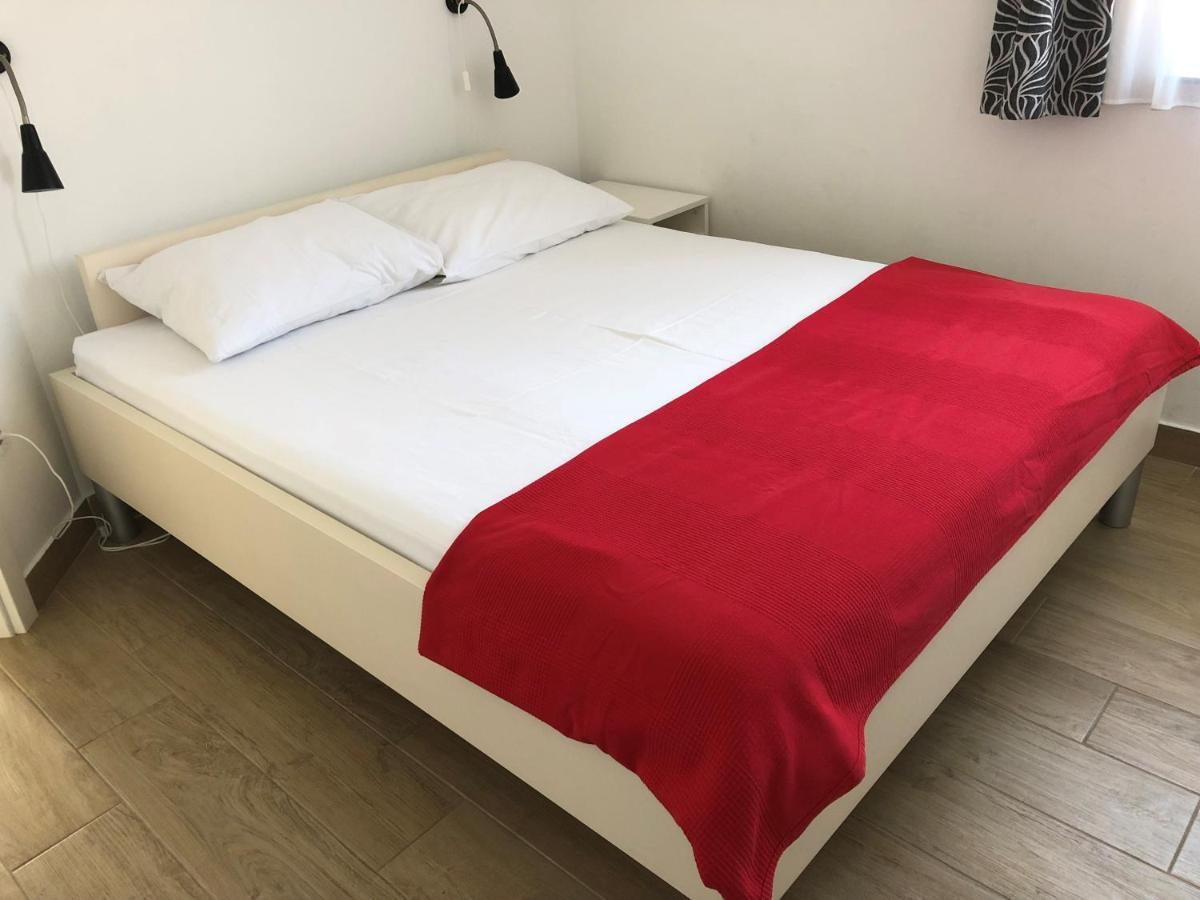 Apartmani I Sobe Ivancic1 Novi Vinodolski Zewnętrze zdjęcie